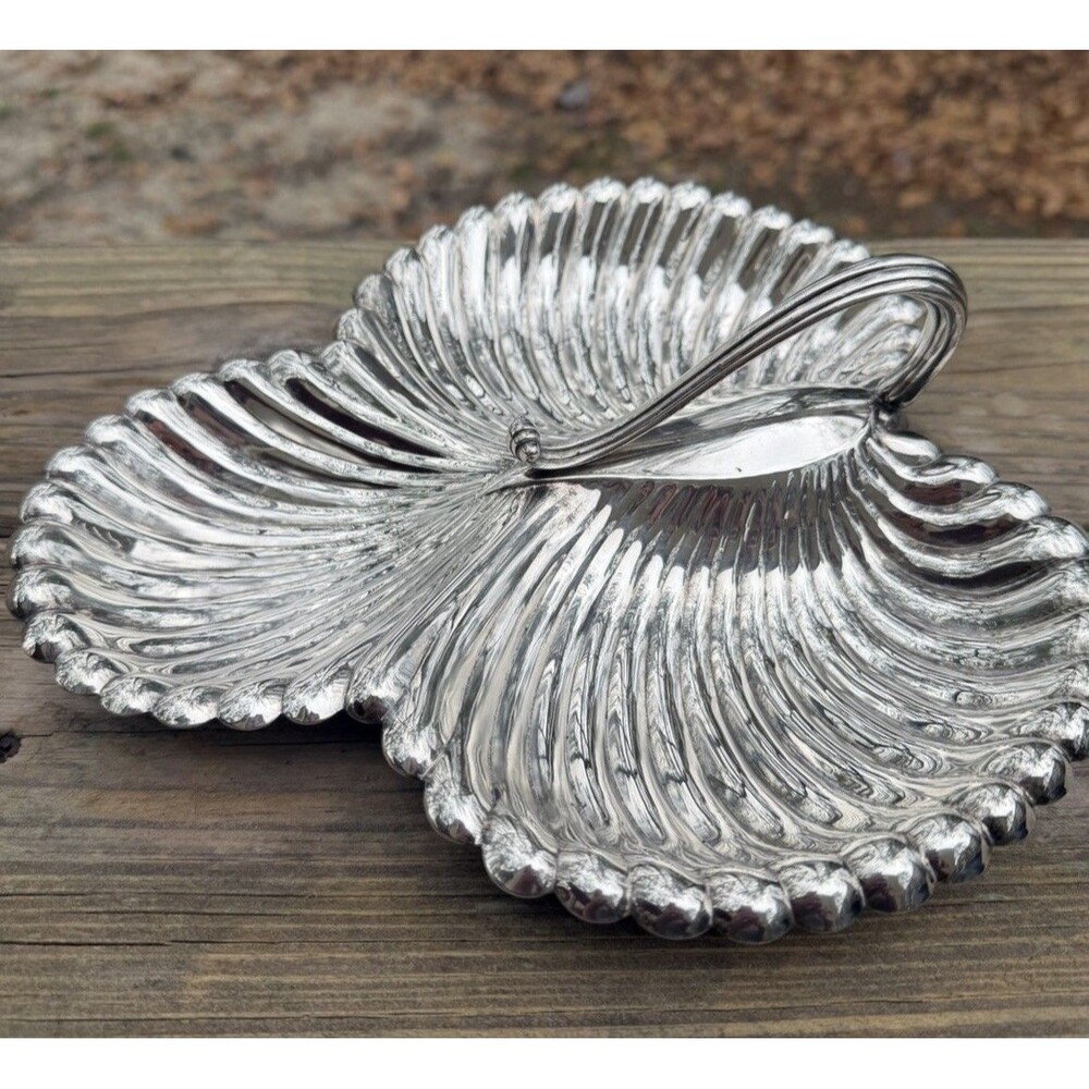 Alvin  Silver Plate By Gotham Divided 3 Part Clam Shell Candy Serving Dish